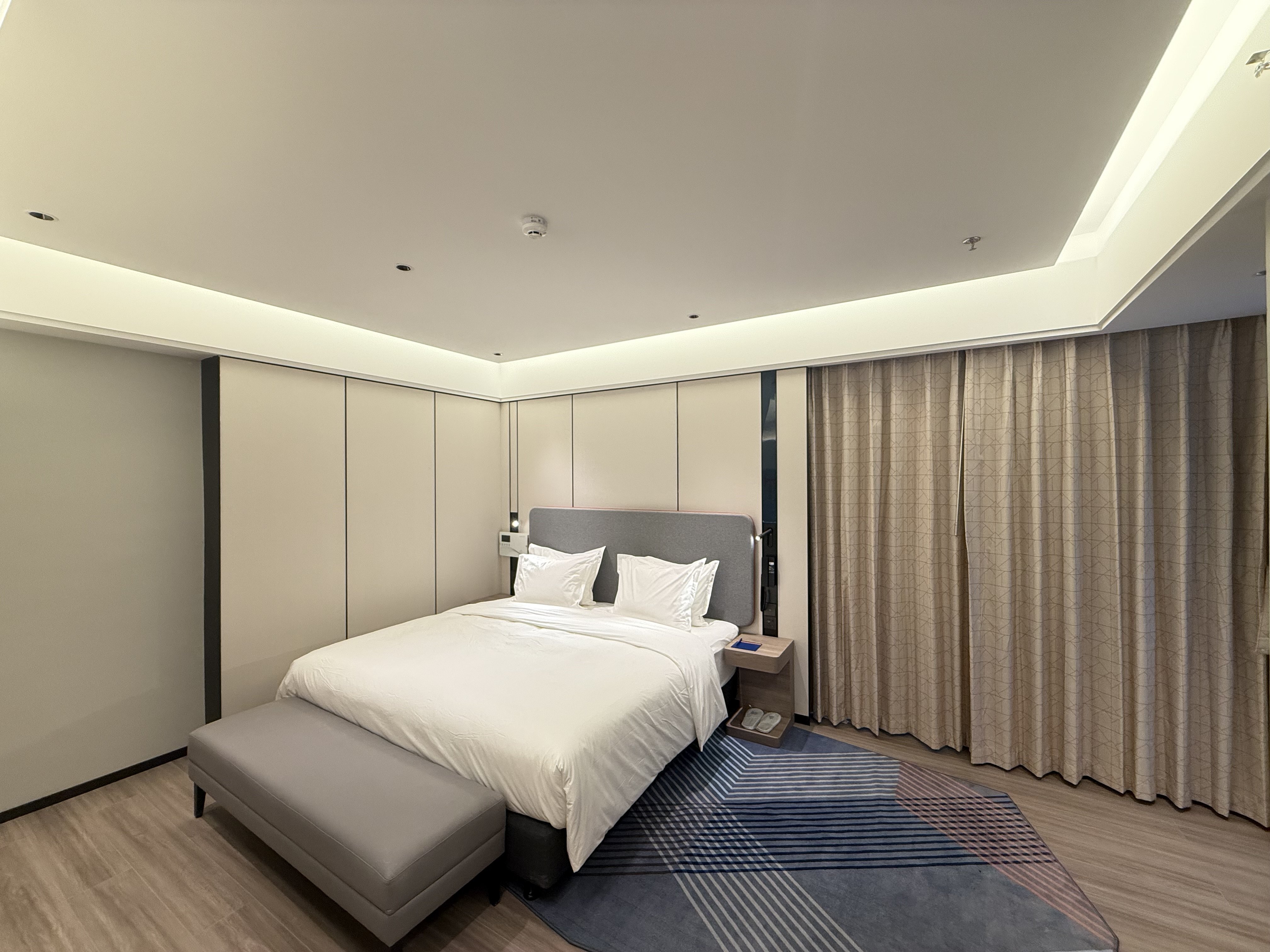 Holiday Inn Express Litang 46/78