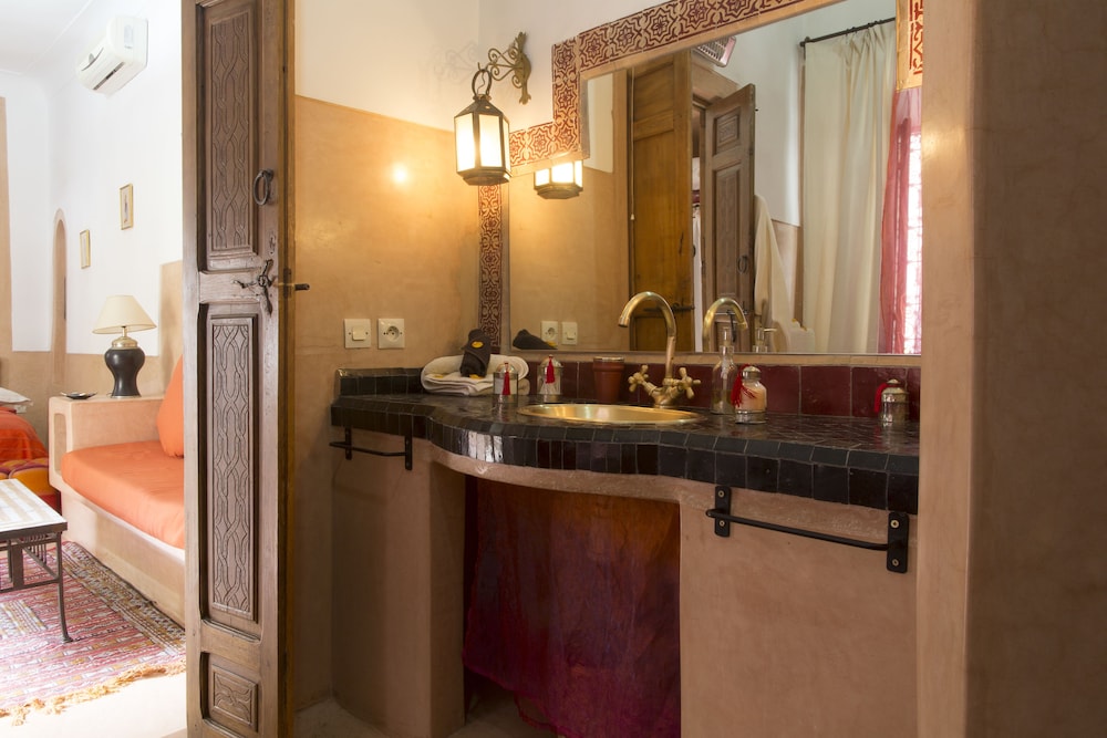 Riad El Zohar 42/50