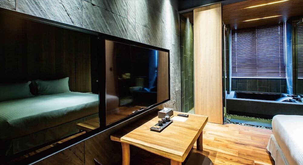 JSL hotel 41/70