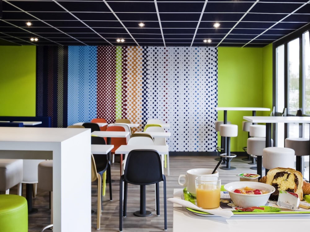 Ibis Budget Grigny Centre 32/40
