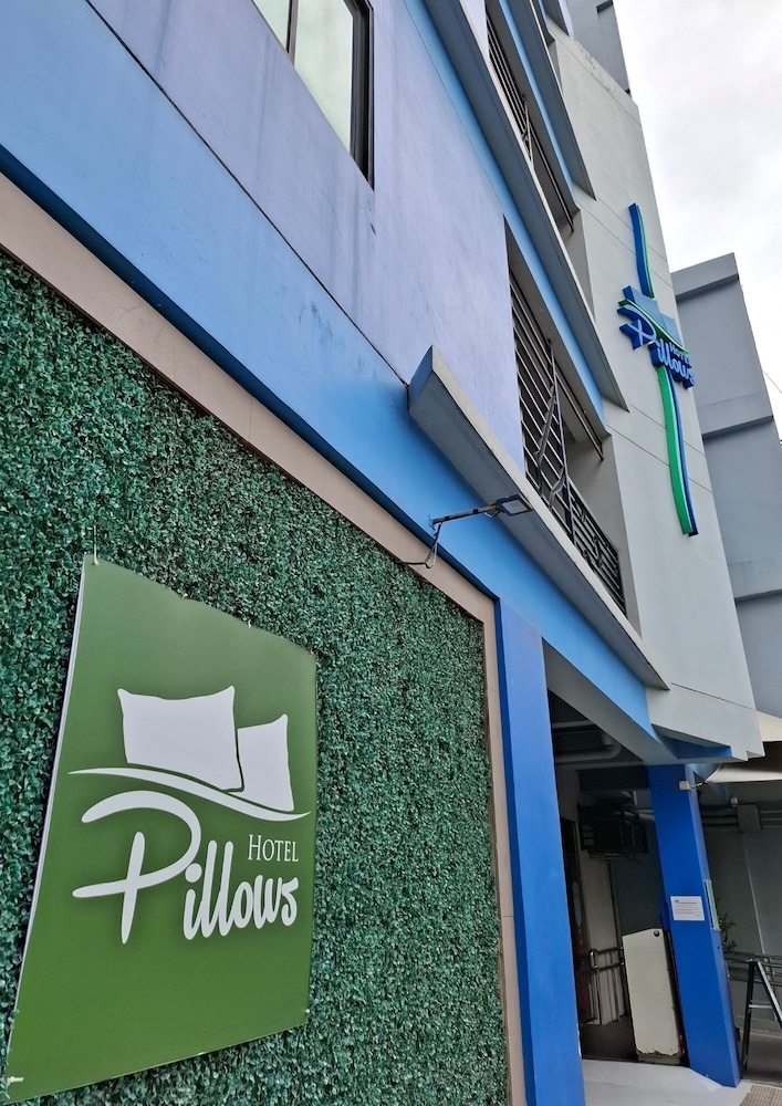 Pillows Hotel 2/63