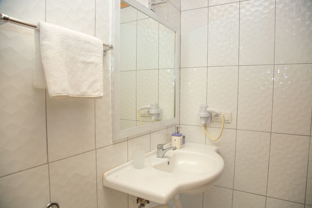 Kara Kedi Beach Bungalow 47/50