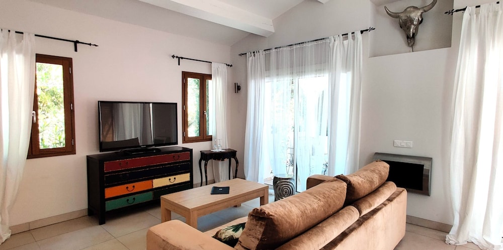 Maison Prestige Roberto Geissini 18/50