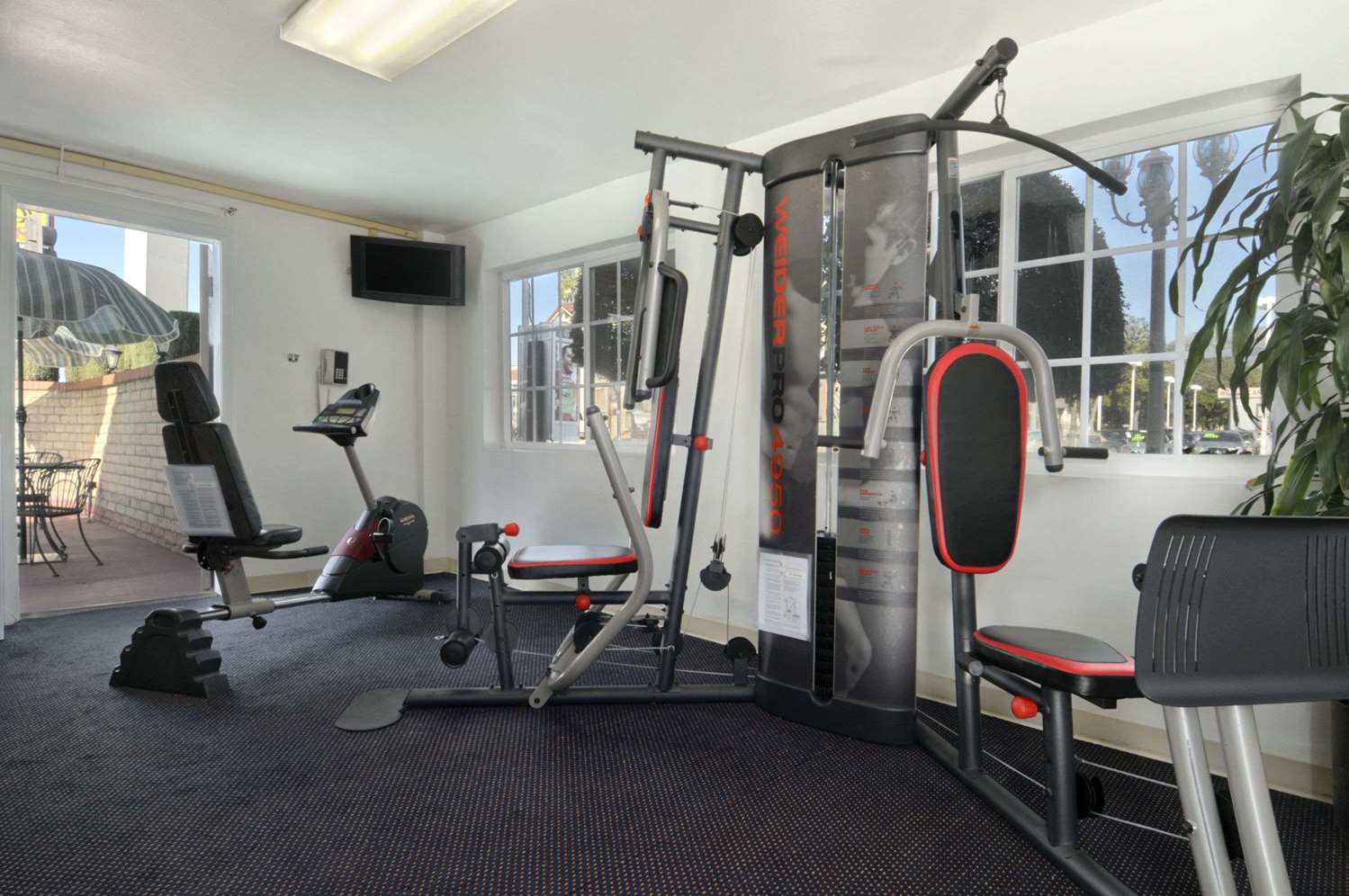Ramada by Wyndham Pasadena 2/5
