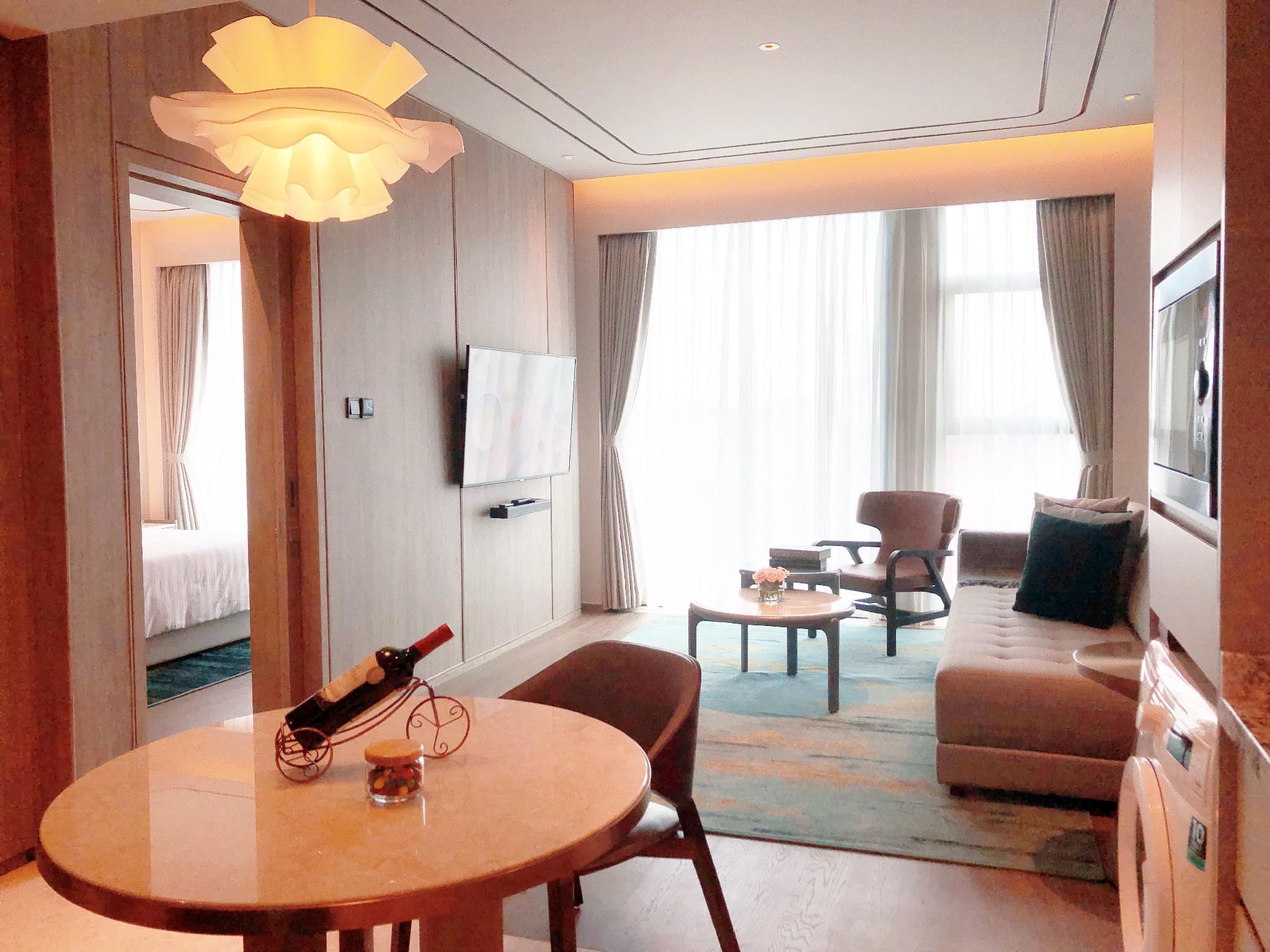 One Bedroom Executive