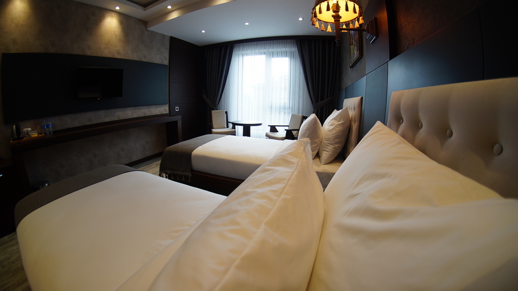 Kahra Hotel 6/19