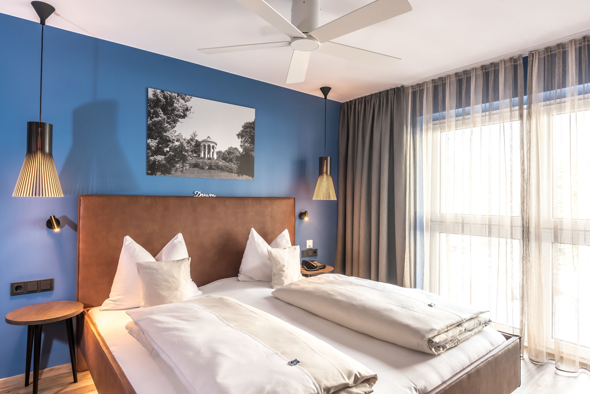 COMFORT, DOUBLE BED