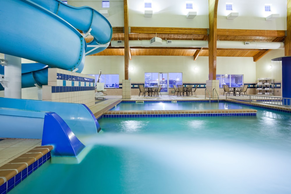 Holiday Inn Express Hotel Suites Aberdeen 3/61