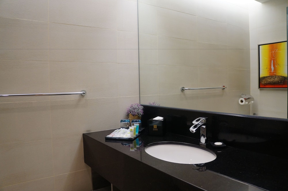 غرفة بريميير بسريرين كوين، Greens Hotel And Suites 4/5