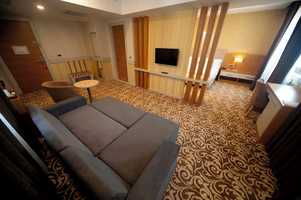 Grand Itimat Hotel 47/60