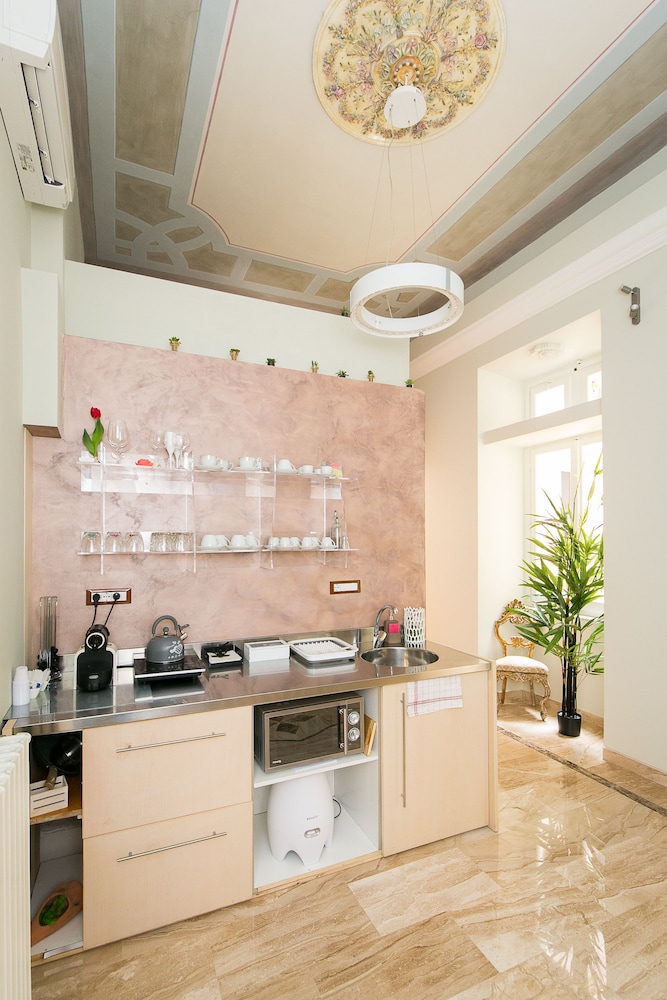 Nerva Accomodation Cavour 6/67