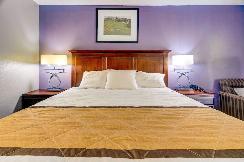 BUDGET INN ELLIJAY 14/37
