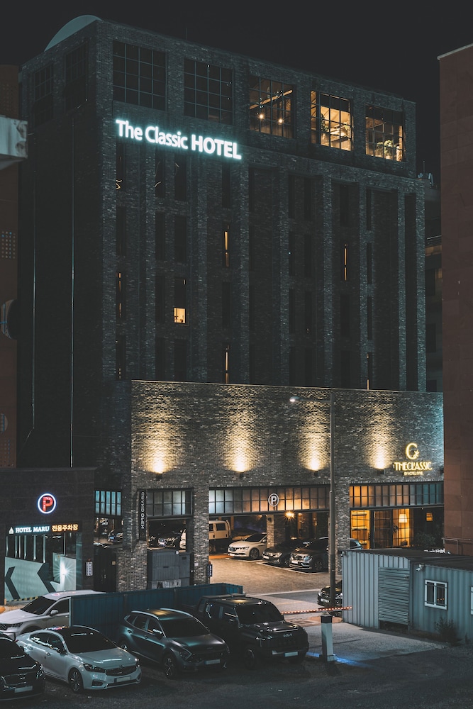 The Classic Hotel 5/68