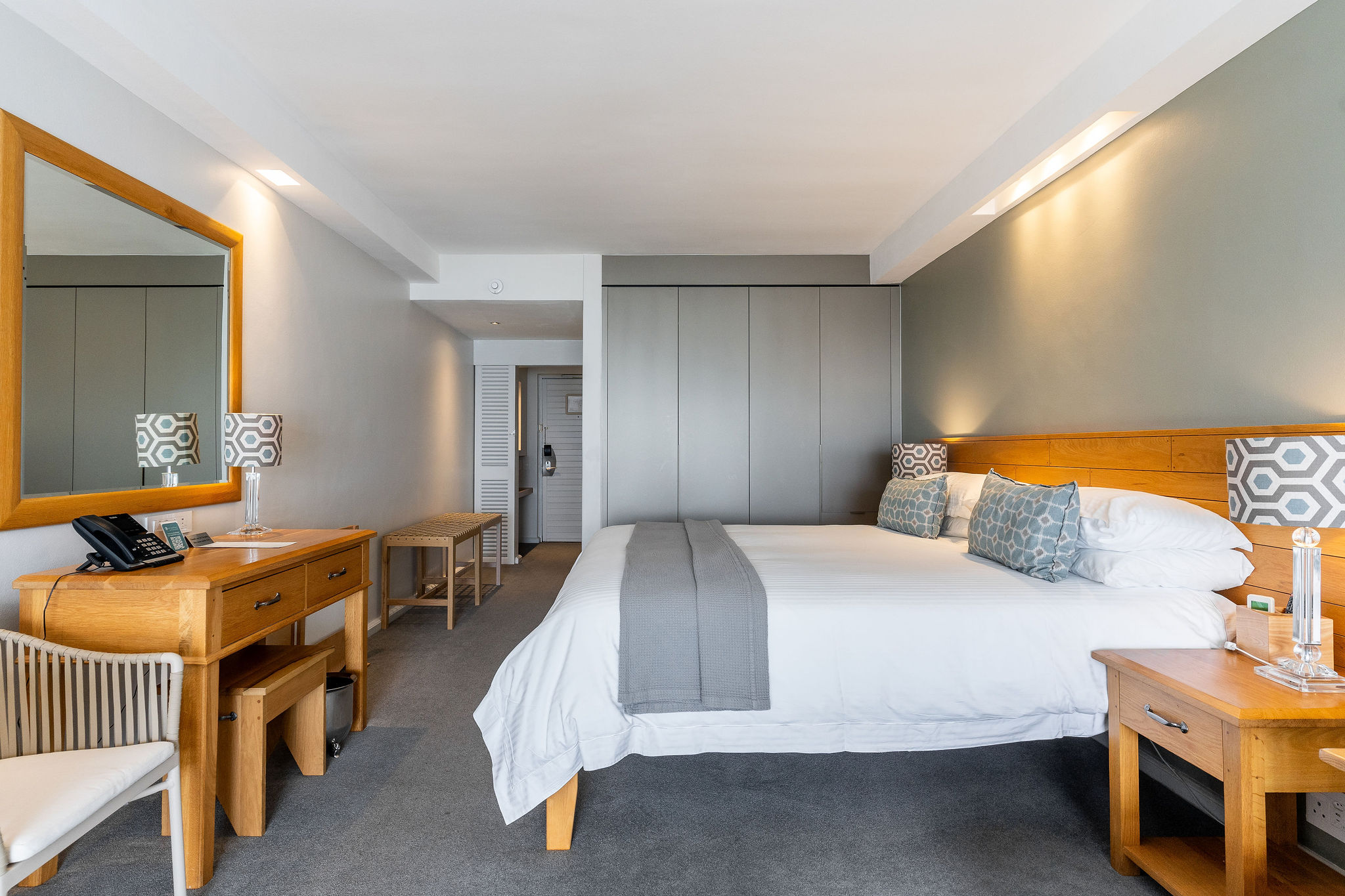 Room, Pool and Sea View