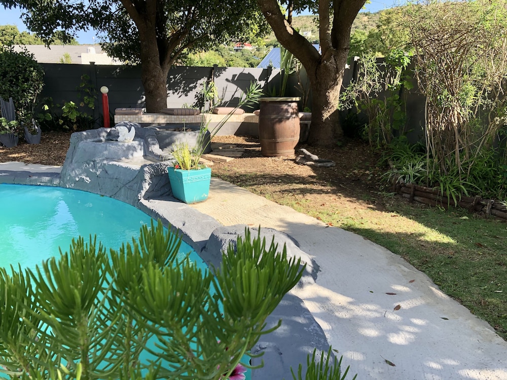 Pelican Lodge 42/50