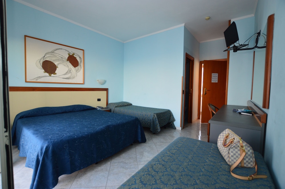Hotel Klein Wien 2/24