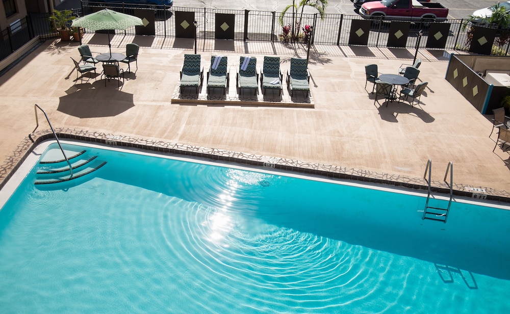 Seasons Florida Resort 5/29