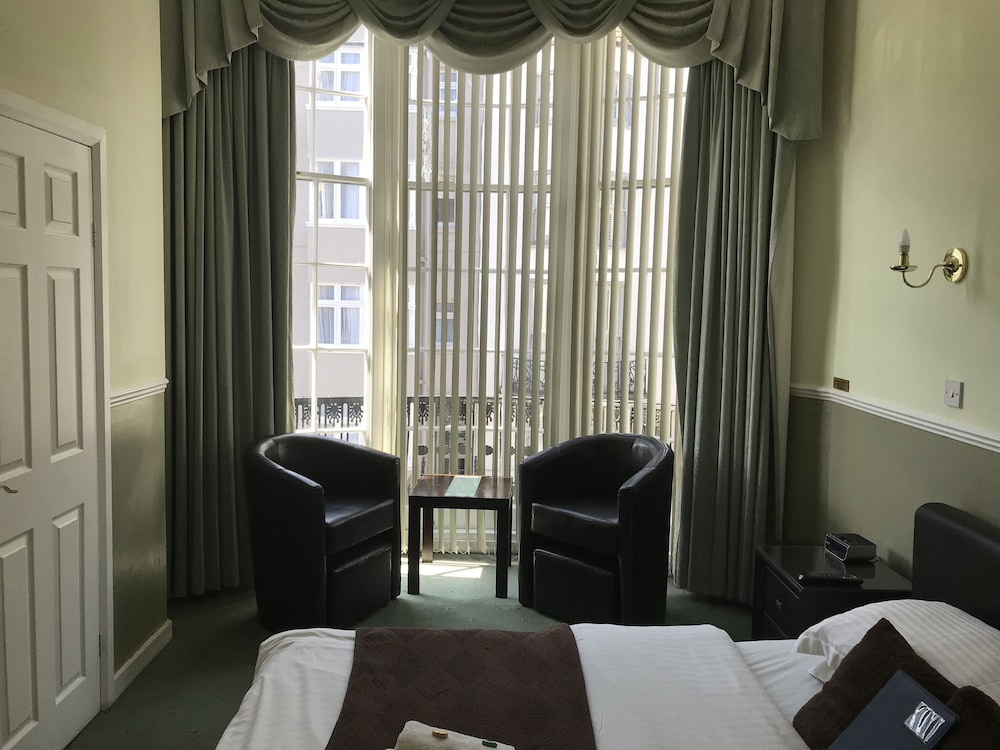 Kempfield House Hotel 14/50