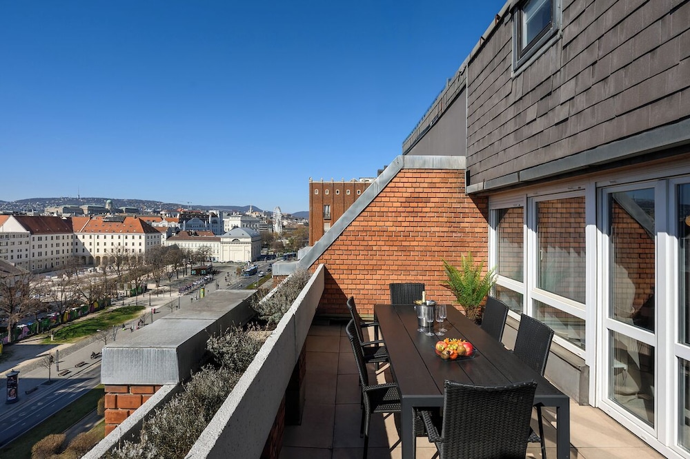 Florin Apart Hotel 42/49