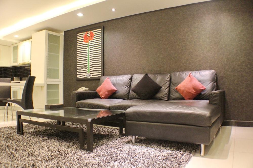 Nova Suites 48/71