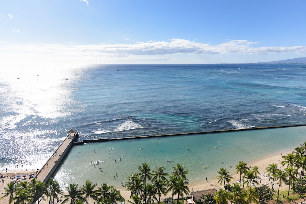 Park Shore Waikiki 42/50