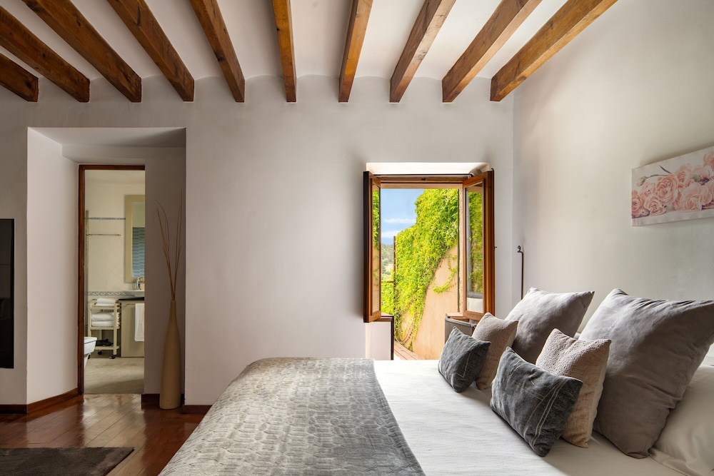 Room, King Bed, Terrace
