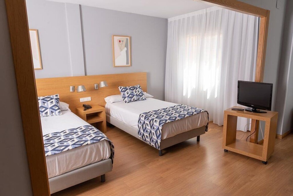 Beleret Hotel 19/77