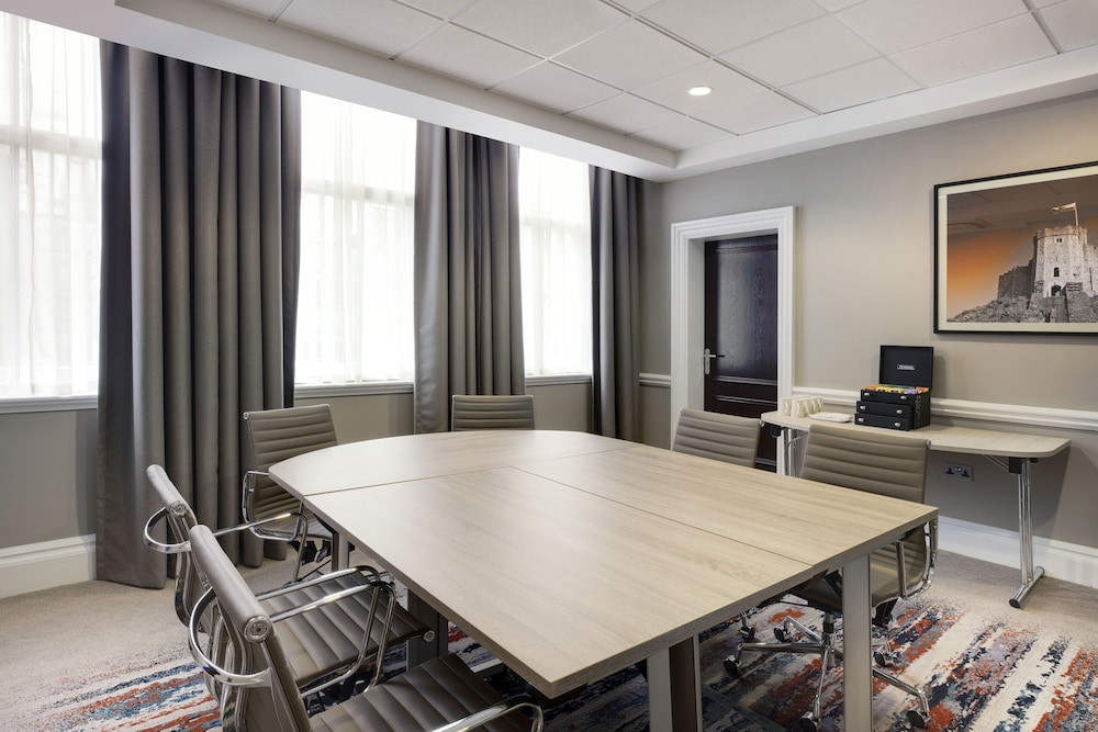 Leonardo Hotel Cardiff 64/81