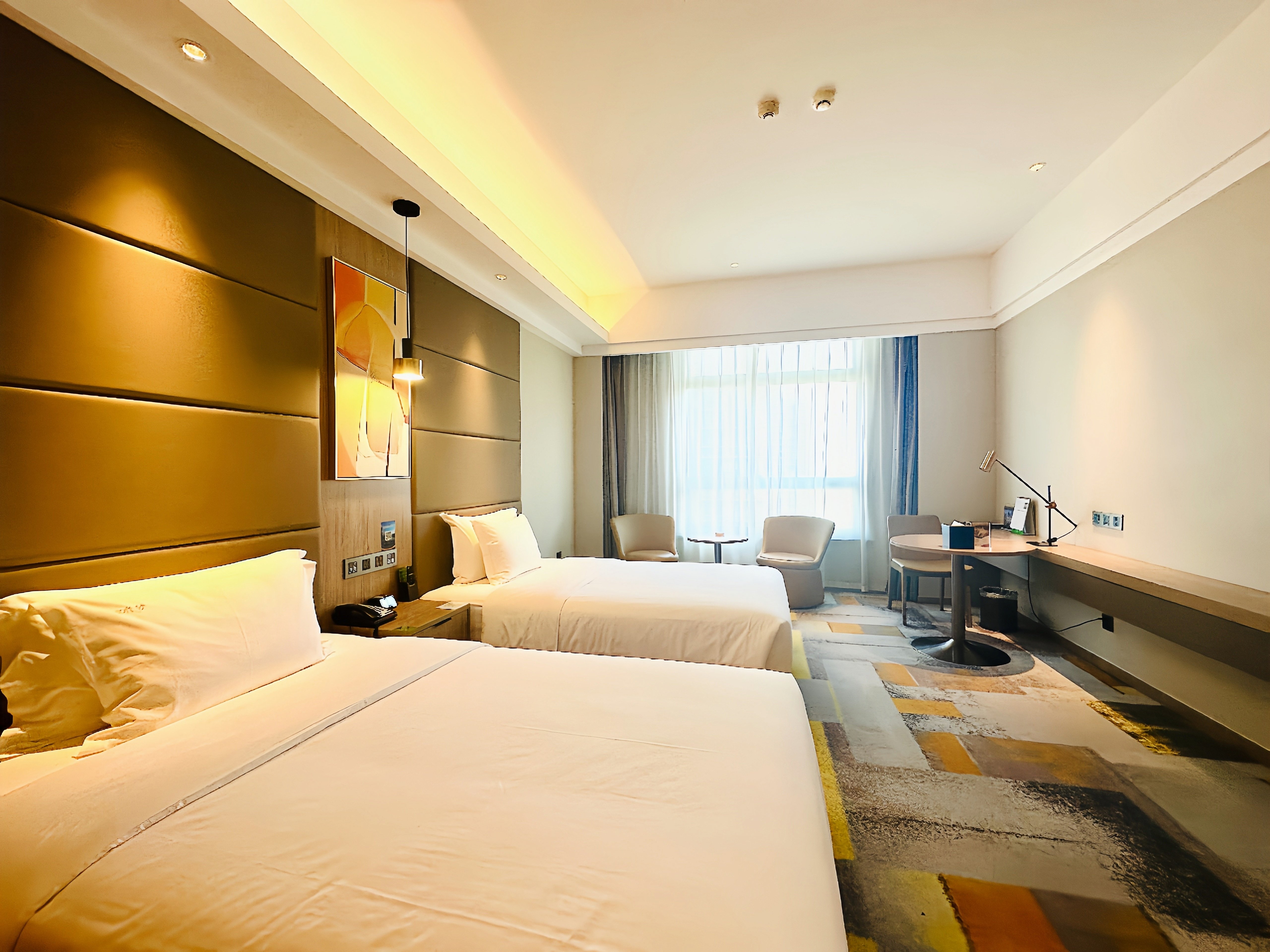 Holiday Inn Nantong Oasis International 19/78
