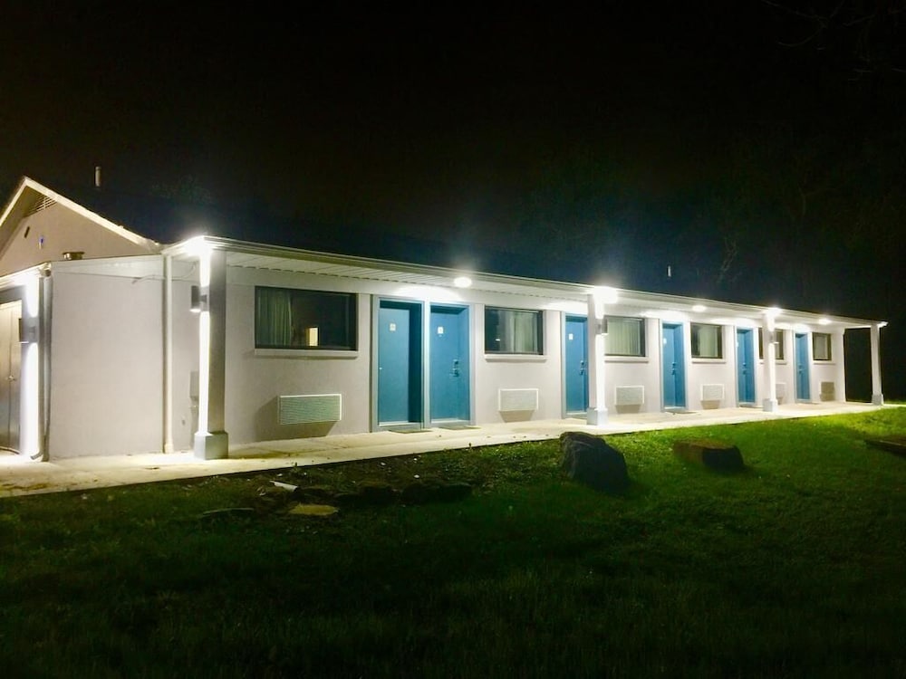 Hillside Motel Glen Mills 20/24