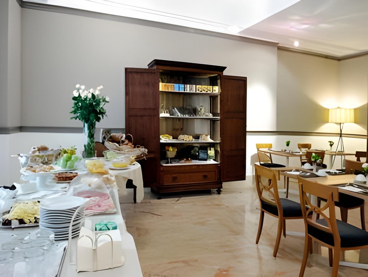 restaurant cafeteria