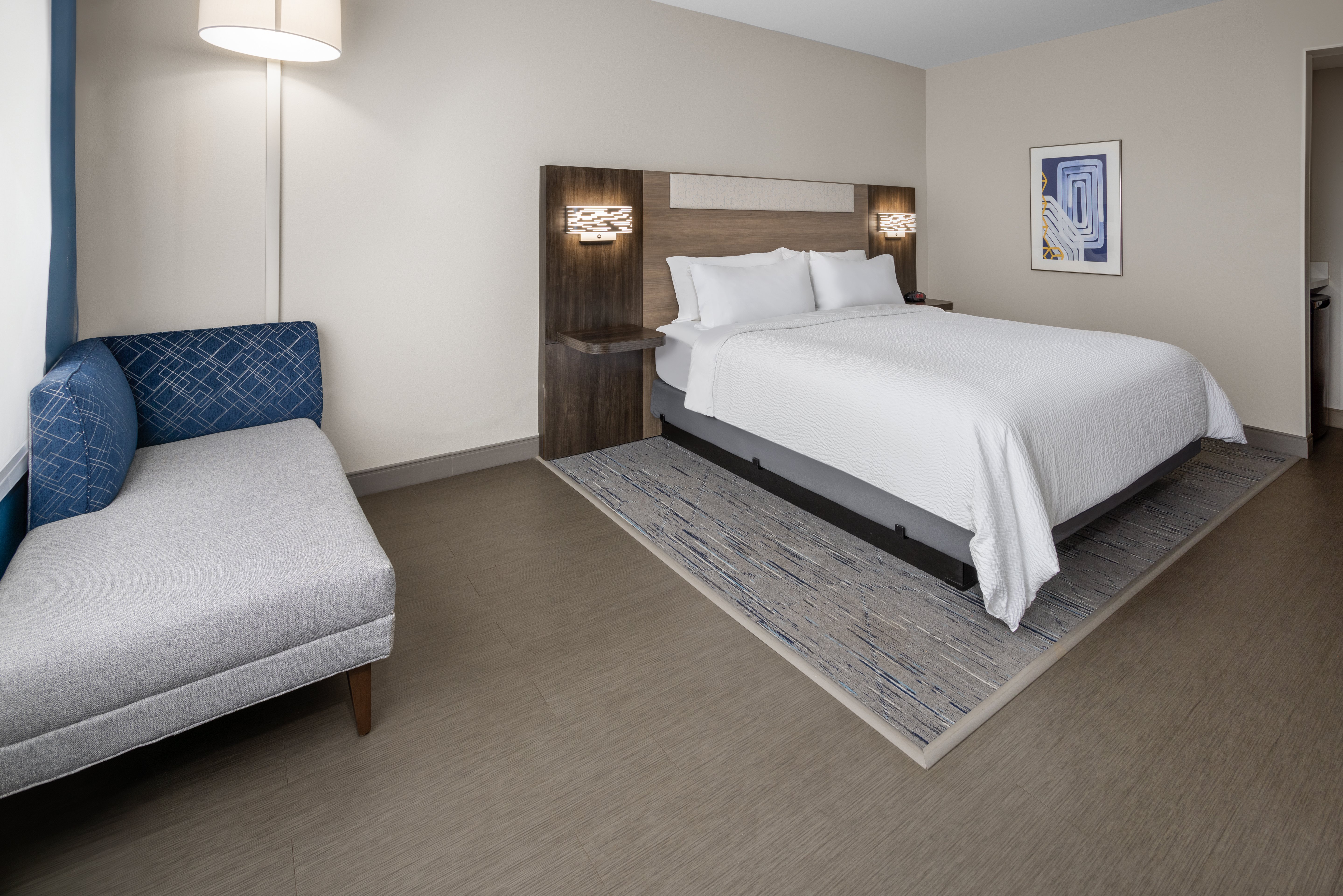 Holiday Inn Express And Suites Waynesboro East 19/42