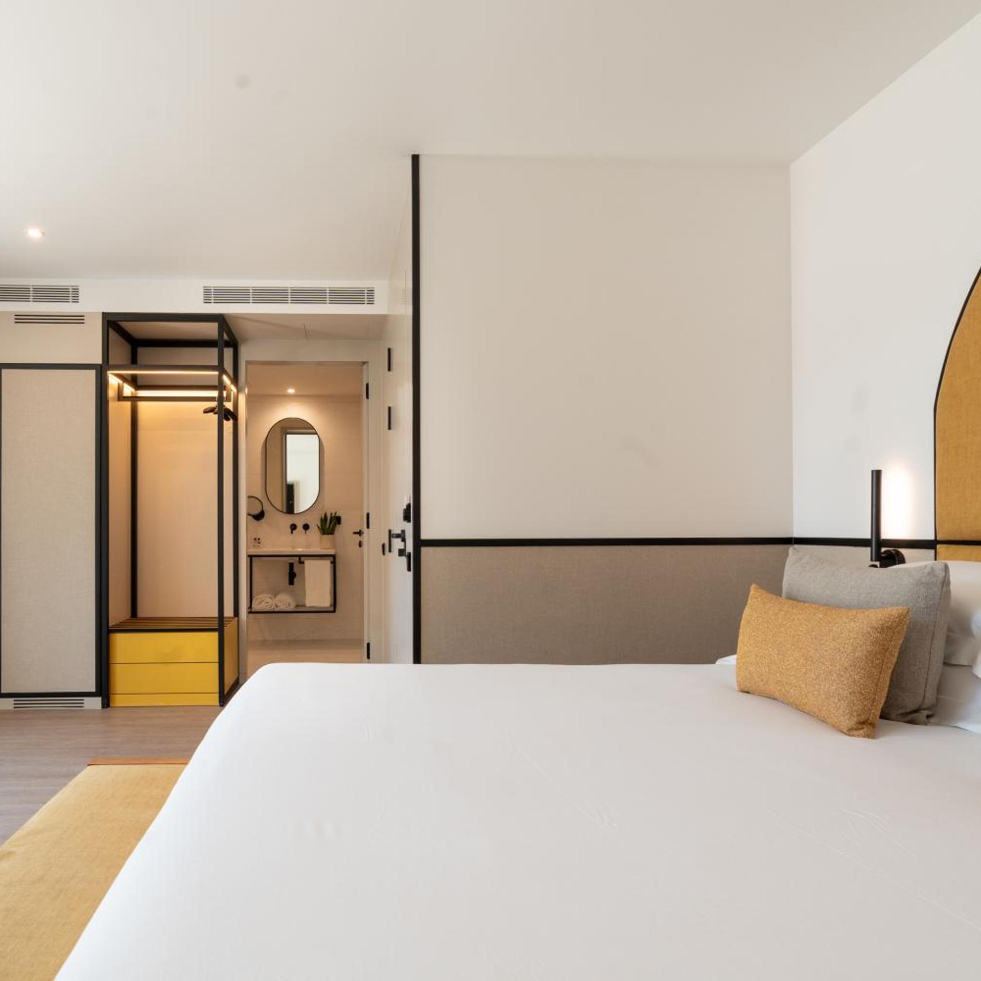 Suite, Sofa