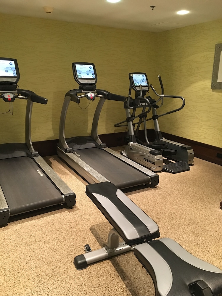 Courtyard By Marriott Newburgh Stewart Airport 24/41