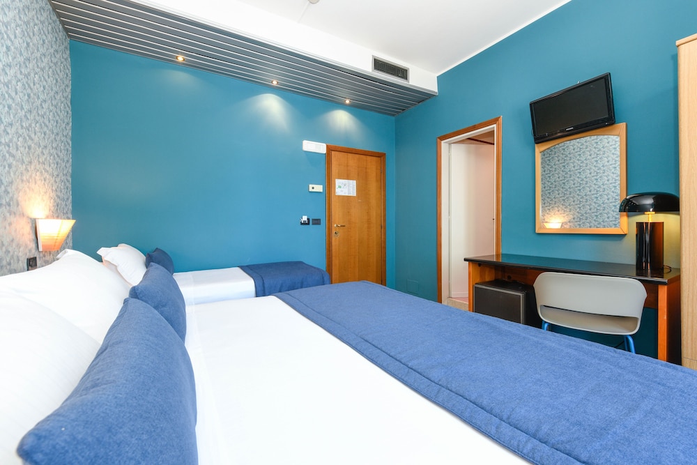 Hotel Aurora 14/74