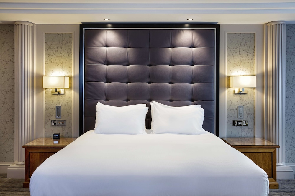 Doubletree By Hilton Glasgow Central 17/79