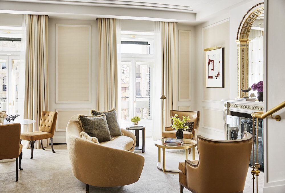 Four Seasons Hotel Madrid 34/72