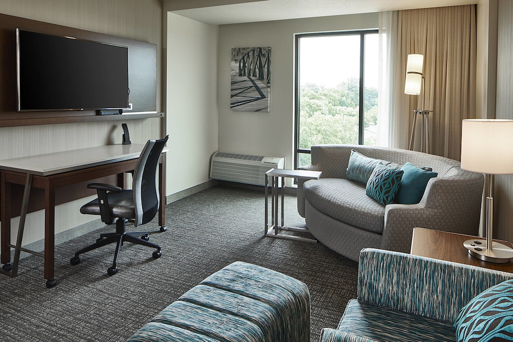 Courtyard By Marriott Minneapolis West 31/51