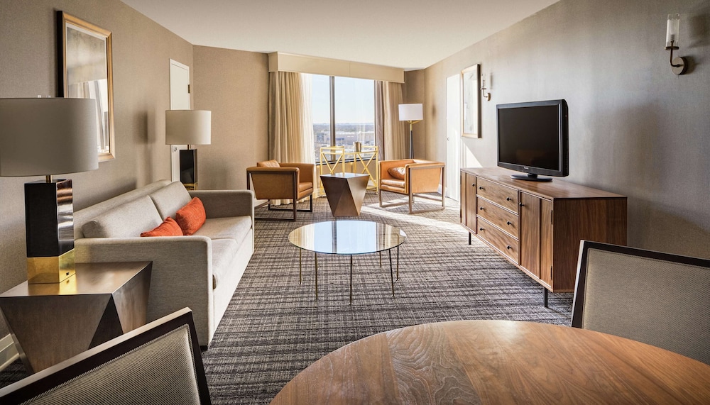 DoubleTree by Hilton Hotel Dallas Near the Galleria 23/48