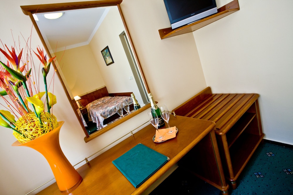Melantrich Sivek Hotels 8/46