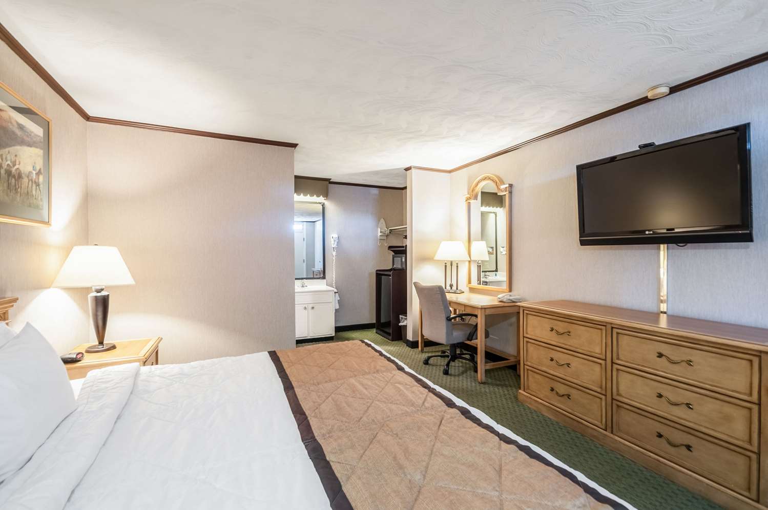 Rodeway Inn and Suites Charles Town WV 9/45