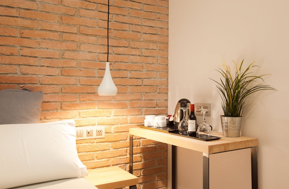 Hostal Fernando 49/55