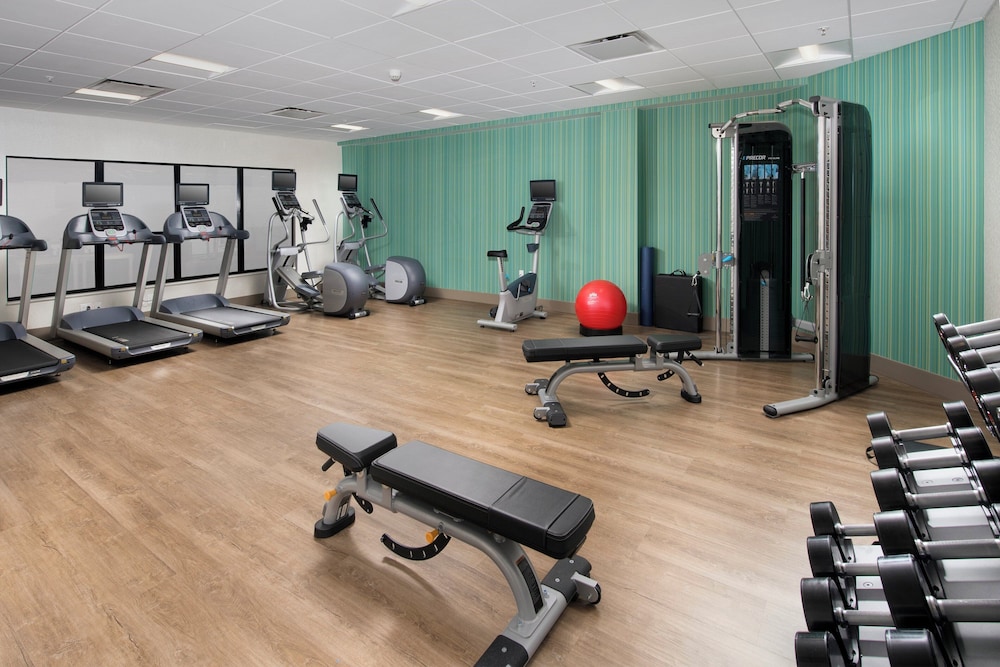 Holiday Inn Express Suites Baltimore Bwi Airport North Ex Wingate By Wyndham 37/69