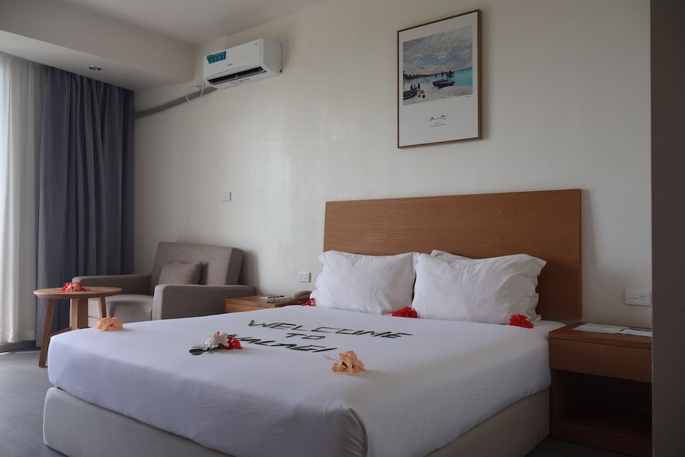ROOM, KING BED, SUNSET VIEW