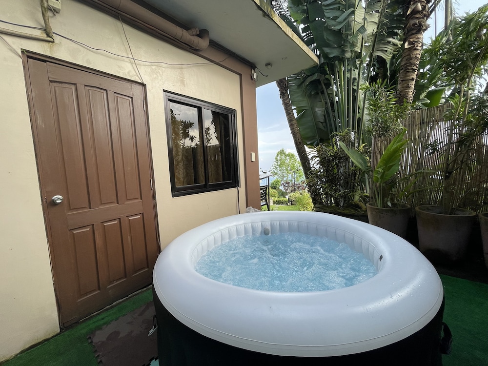 Lakeview Suites 45/68