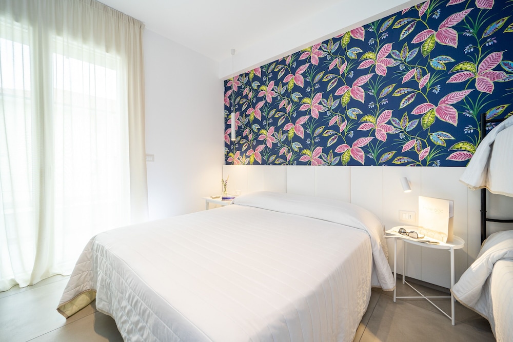 Hotel Abc 25/78