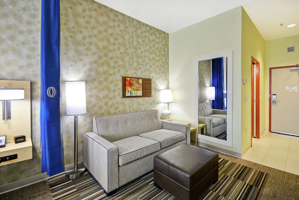 Home2 Suites by Hilton Brownsville 39/59