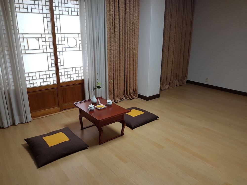 Pearl Hotel Jeju 50/63