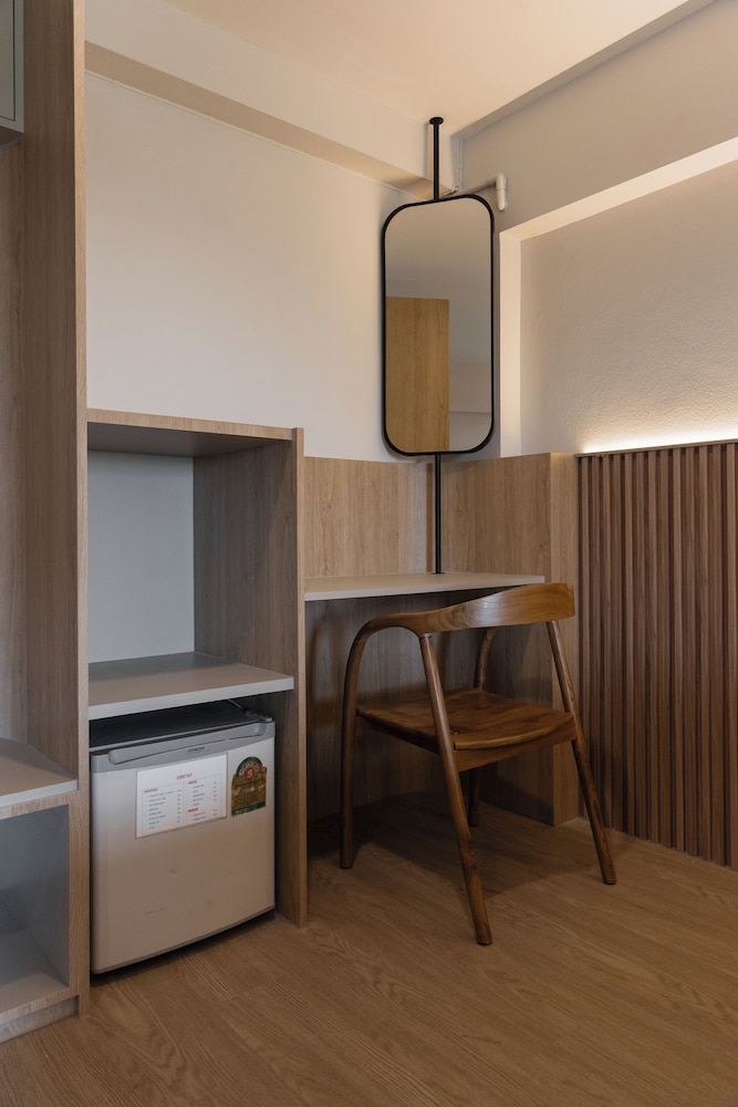 Mintara Hotel 51/57