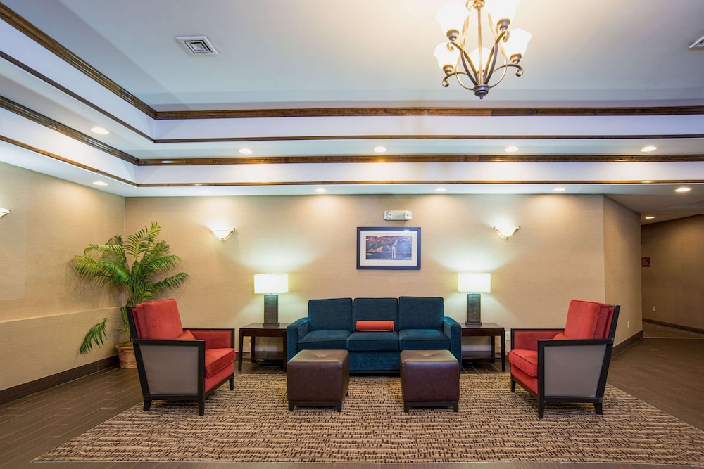 Comfort Inn Naugatuck-Shelton, CT 15/24